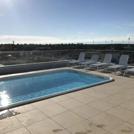 شقة With Private Terraces And Pool بيبيوني